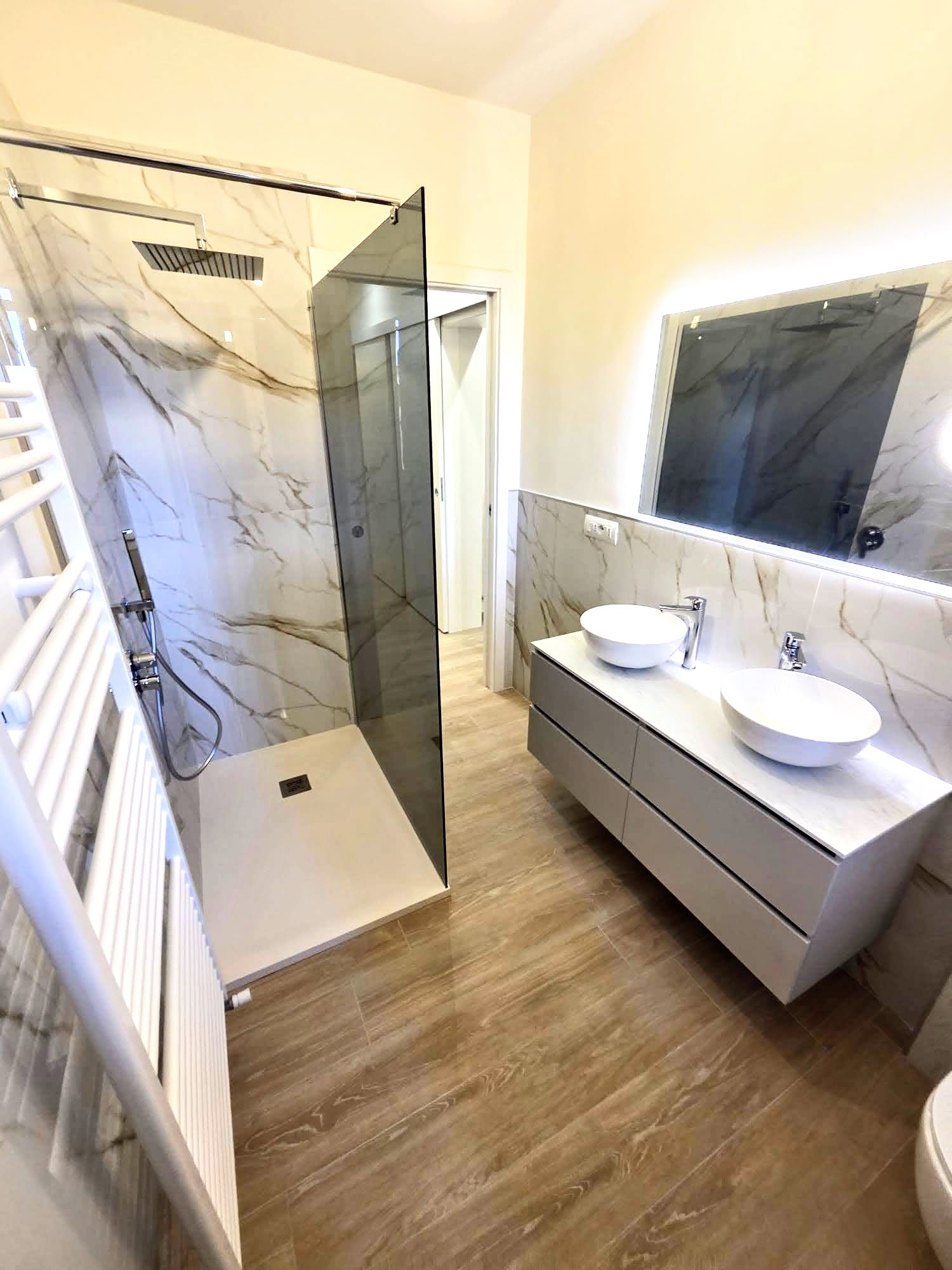 bagno con doccia ristrutturazione completa modena